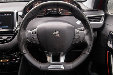 Peugeot 2008 PURETECH S/S GT LINE 21