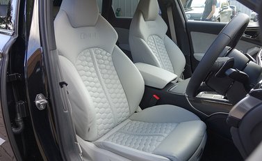 Audi RS6 Avant Performance 15