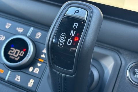 Land Rover Defender 90 D300 Hard Top X-Dynamic HSE - Air Suspension 37