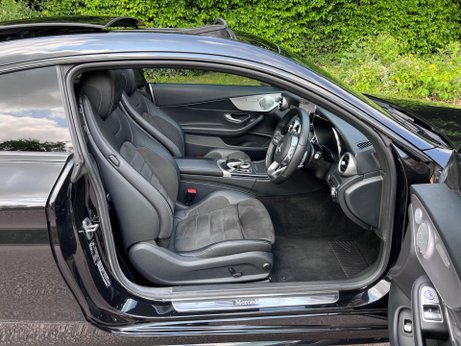 Mercedes-Benz C Class 1.5 C200 MHEV AMG Line (Premium Plus) G-Tronic+ Euro 6 (s/s) 2dr 11
