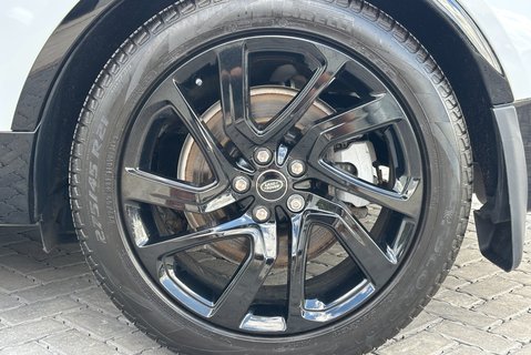 Land Rover Discovery D300 R-Dynamic HSE MHEV Panel Van 38