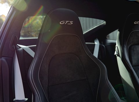 Porsche 911 (991.2) Carrera 4 GTS 'British Legends E 13