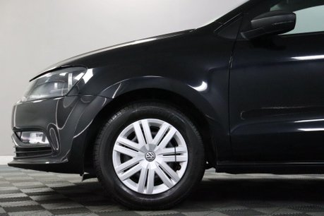 Volkswagen Polo S AC 27
