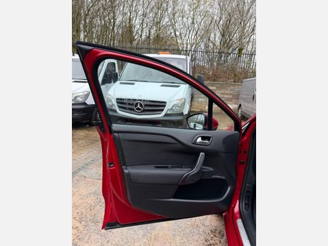 Citroen DS4 2.0 HDi DStyle Hatchback 5dr Diesel Auto Euro 5 (160 ps) 45