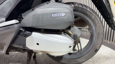Honda PCX WW 125 2017 1 OWNER SCOOTER 125CC RUNNING PROJECT BIKE 11