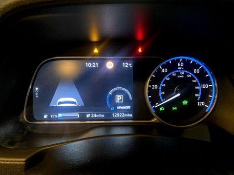 Nissan LEAF 39kWh N-Connecta Hatchback 5dr Electric Auto (150 ps) Air Con - Alloys - DA 13