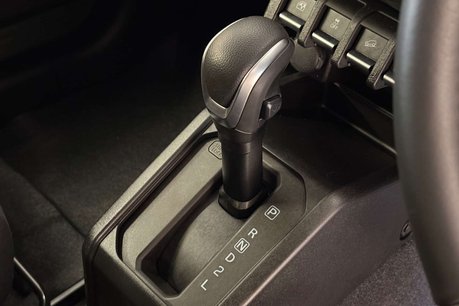 Suzuki Jimny 1.5 SZ5 SUV 3dr Petrol Auto ALLGRIP Euro 6 (101 ps) 42