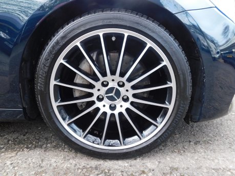 Mercedes-Benz E Class E 220d AMG LINE PREMIUM AUTOMATIC 4dr 11