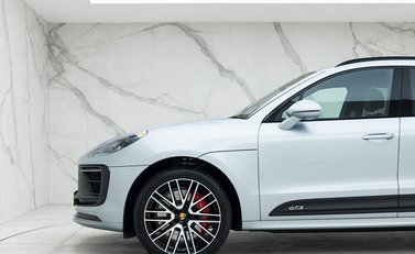 Porsche Macan GTS 26