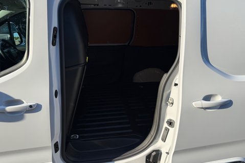 Toyota Proace City L1 DESIGN - NO VAT - AUTO - 1.5 DIESEL - REVERSE CAM - CARPLAY 43