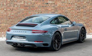 Porsche 911 (991.2) Carrera GTS 9