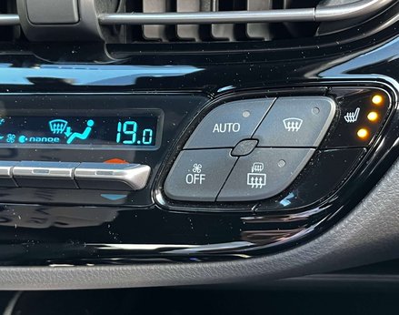 Toyota C-HR 2.0 C-HR Excel HEV CVT 5dr 51