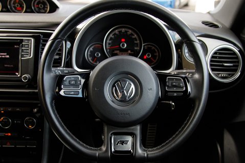 Volkswagen Beetle R LINE TDI BLUEMOTION TECHNOLOGY 16