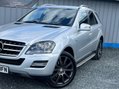 Mercedes-Benz M Class 3.0 ML300 CDI V6 BlueEfficiency Grand Edition G-Tronic 4WD Euro 5 5dr 21