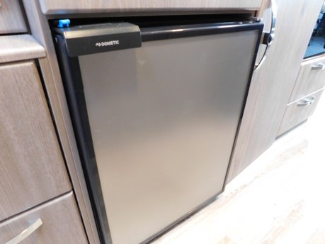 Dormobile Renaissance LUXURY 4 BERTH CAMPERVAN PEUGEOT BOXER CHASSIS 27