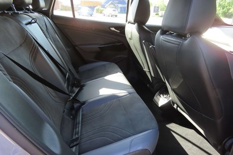 Volkswagen Id.4 Pure 52kWh Life SUV 5dr Electric Auto (148 ps) 9