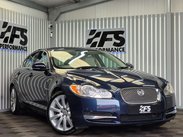 Jaguar XF 3.0d V6 Premium Luxury Saloon 4dr Diesel Auto Euro 5 (240 ps) 44