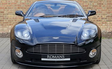 Aston Martin Vanquish S 2