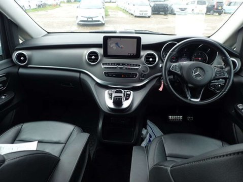 Mercedes-Benz V Class 2.2 V220d BlueTEC SE MPV 5dr Diesel G-Tronic+ Euro 6 (s/s) 7 Seat (163 ps) 4