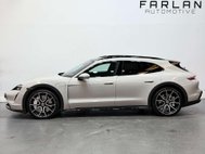 Porsche Taycan Performance Plus 93.4kWh Turbo Cross Turismo 5dr Electric Auto 4WD (680 ps) 17