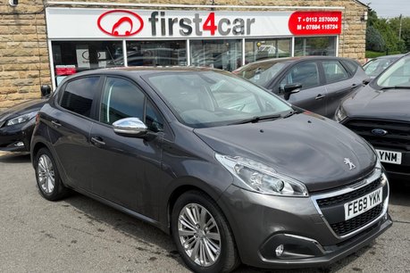 Peugeot 208 PURETECH S/S SIGNATURE