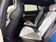 Porsche Taycan Performance Plus 93.4kWh 4S Cross Turismo 5dr Electric Auto 4WD (571 ps) 37