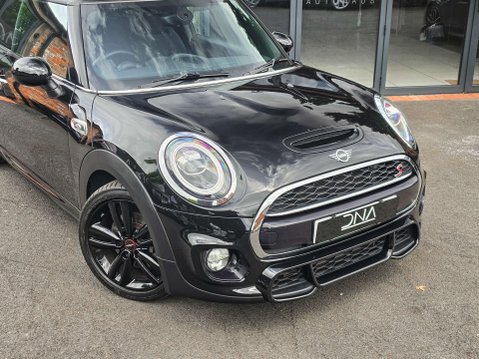 Mini Hatch 2.0 Cooper S Sport 3dr 13