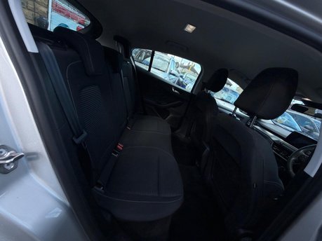 Ford Focus TITANIUM TDCI 15