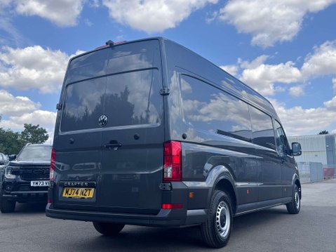 Volkswagen Crafter 2.0 TDI CR35 Commerce Plus Panel Van 5dr Diesel Manual FWD LWB High Roof Eu 19