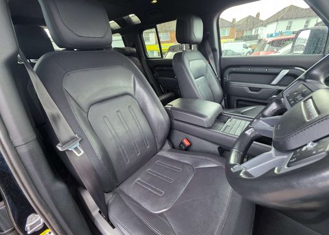 Land Rover Defender 2.0 Defender X-Dynamic HSE Auto 4WD 5dr 66