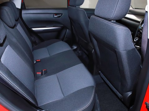 Suzuki Vitara 1.5 Hybrid Motion 5dr AGS 26