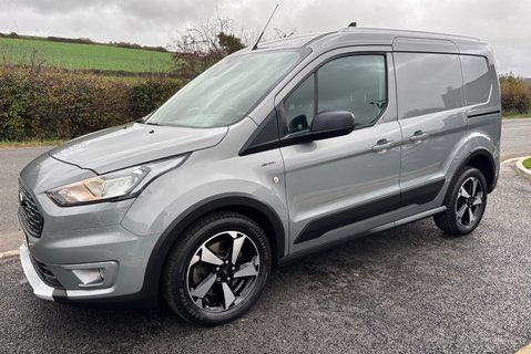 Ford Transit Connect 250 Active L1 100 ps Panel Van - Sat Nav / Climate Control 1