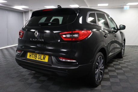 Renault Kadjar ICONIC TCE 11