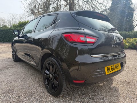 Renault Clio 0.9 TCe Iconic Euro 6 (s/s) 5dr 5