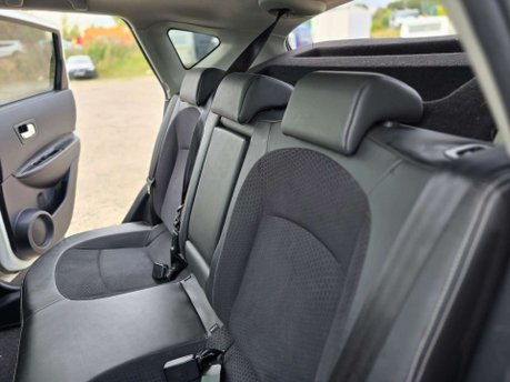 Nissan Qashqai 1.5 dCi 360 SUV 5dr Diesel Manual 2WD Euro 5 (110 ps) 33