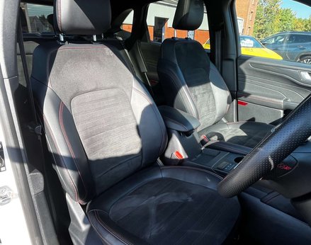 Ford Kuga 2.5 Kuga ST-Line X Phev CVT 5dr 65