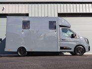 Renault Master DEMO MODEL 3.5 TON ADVANCE 150 AUTO STALLION BUILD SEEKER HORSEBOX REAR BED 4