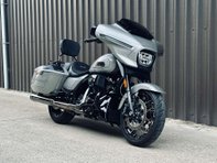 Harley-Davidson Cvo 2.0 CVO Street Glide 1977 23 10