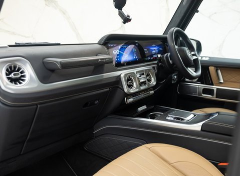 Mercedes-Benz G Class G580 with EQ-TECHNOLOGY 16