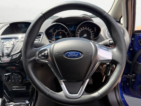 Ford Fiesta 1.0T EcoBoost Zetec Euro 6 (s/s) 5dr 17
