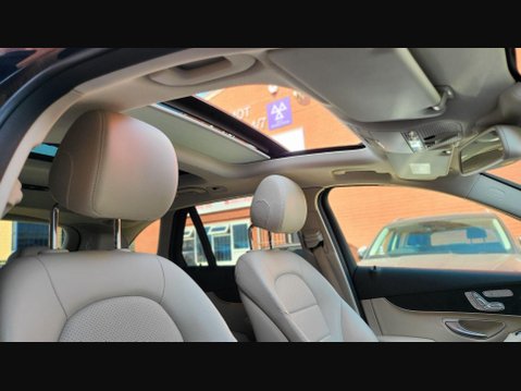 Mercedes-Benz GLC GLC 220 D 4MATIC SPORT PREMIUM PLUS 16