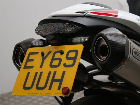 Triumph Speed Triple 1050 SPEED TRIPLE 1050 RS 30