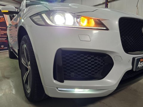 Jaguar F-Pace 3.0 D300 V6 S Auto AWD Euro 6 (s/s) 5dr 50