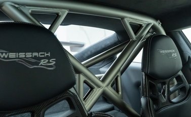 Porsche 911 GT2 RS (991) 16