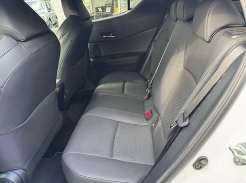 Toyota C-HR EXCEL 20