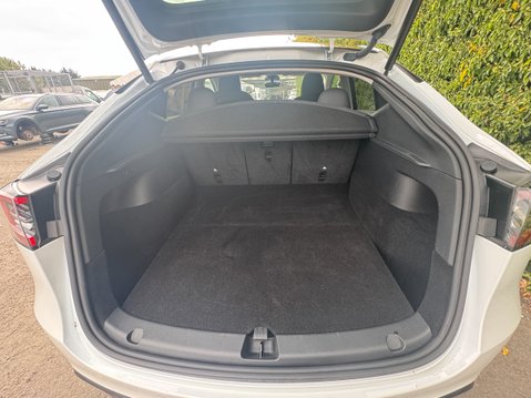 Tesla Model Y (Dual Motor) Long Range SUV 5dr Electric Auto 4WDE (384 bhp) 10