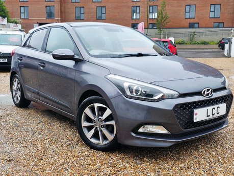 Hyundai i20 1.4 GDI PREMIUM LOOK! ONLY 26000 MILES! STUNNING CAR!