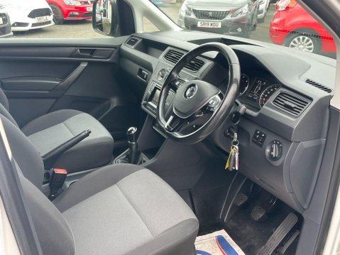Volkswagen Caddy 2.0 TDI C20 BlueMotion Tech Startline SWB Euro 6 (s/s) 5dr 17