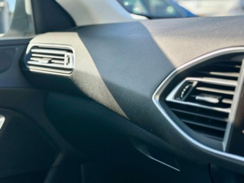 Peugeot 308 1.6 BlueHDi Allure Euro 6 (s/s) 5dr 47