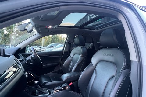 Audi RS Q3 RS TFSI QUATTRO - JUST ARRIVED - PAN ROOF - BOSE  3